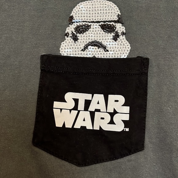 Ladies size M Star Wars Stormtrooper sequin pocket tshirt - Picture 2 of 3